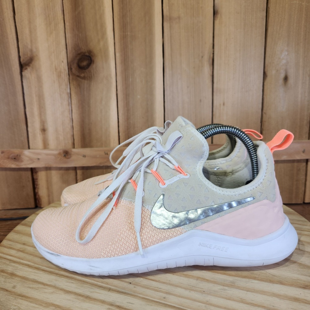 Nike Free TR 8 Shoes Womens 8.5 Pink Mesh Training Sneakers 942888-102